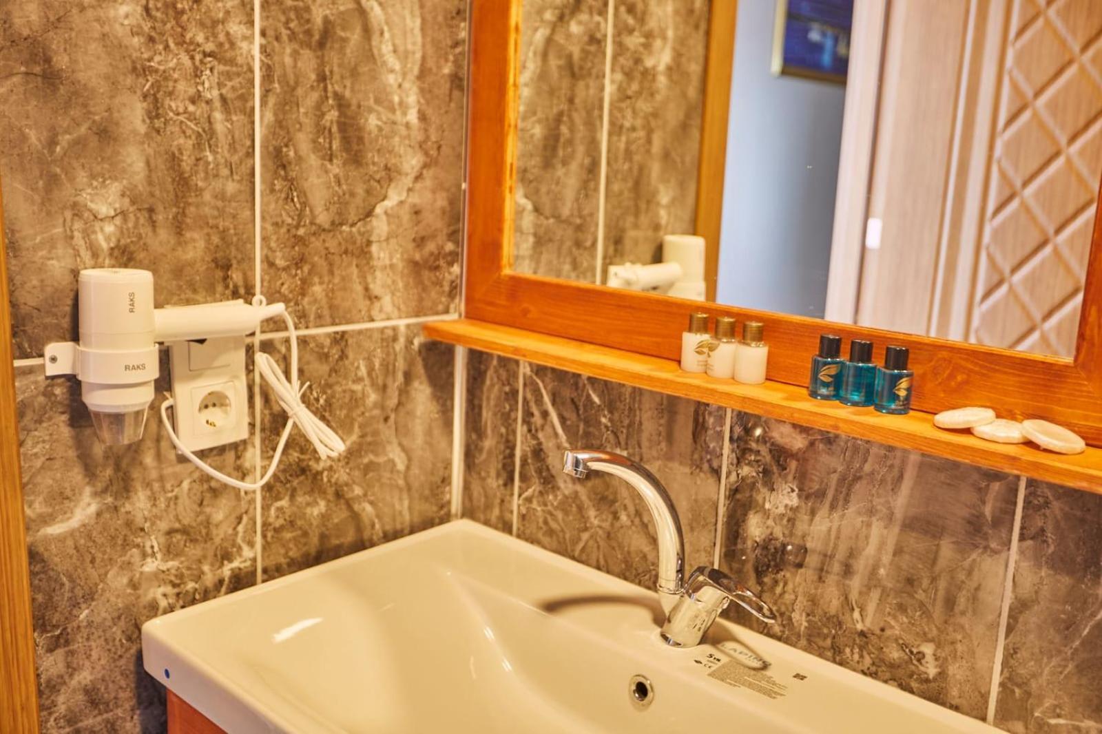 Laluna Hotel Near Grand Bazaar City Center Istanbul Exterior photo